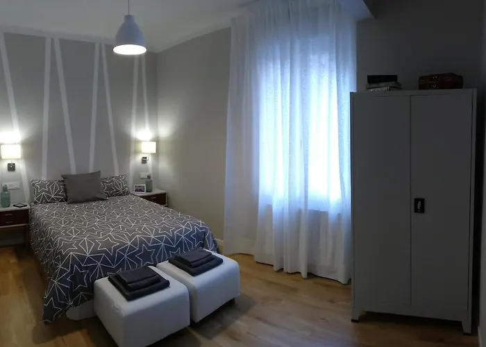 Markelenea - Bilbao - Casco Viejo - Parking Opcional - Ar Hostsbilbao * بلباو