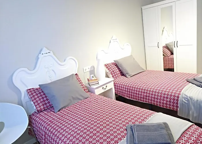 Markelenea - Bilbao - Casco Viejo - Parking Opcional - Ar Hostsbilbao בילבאו